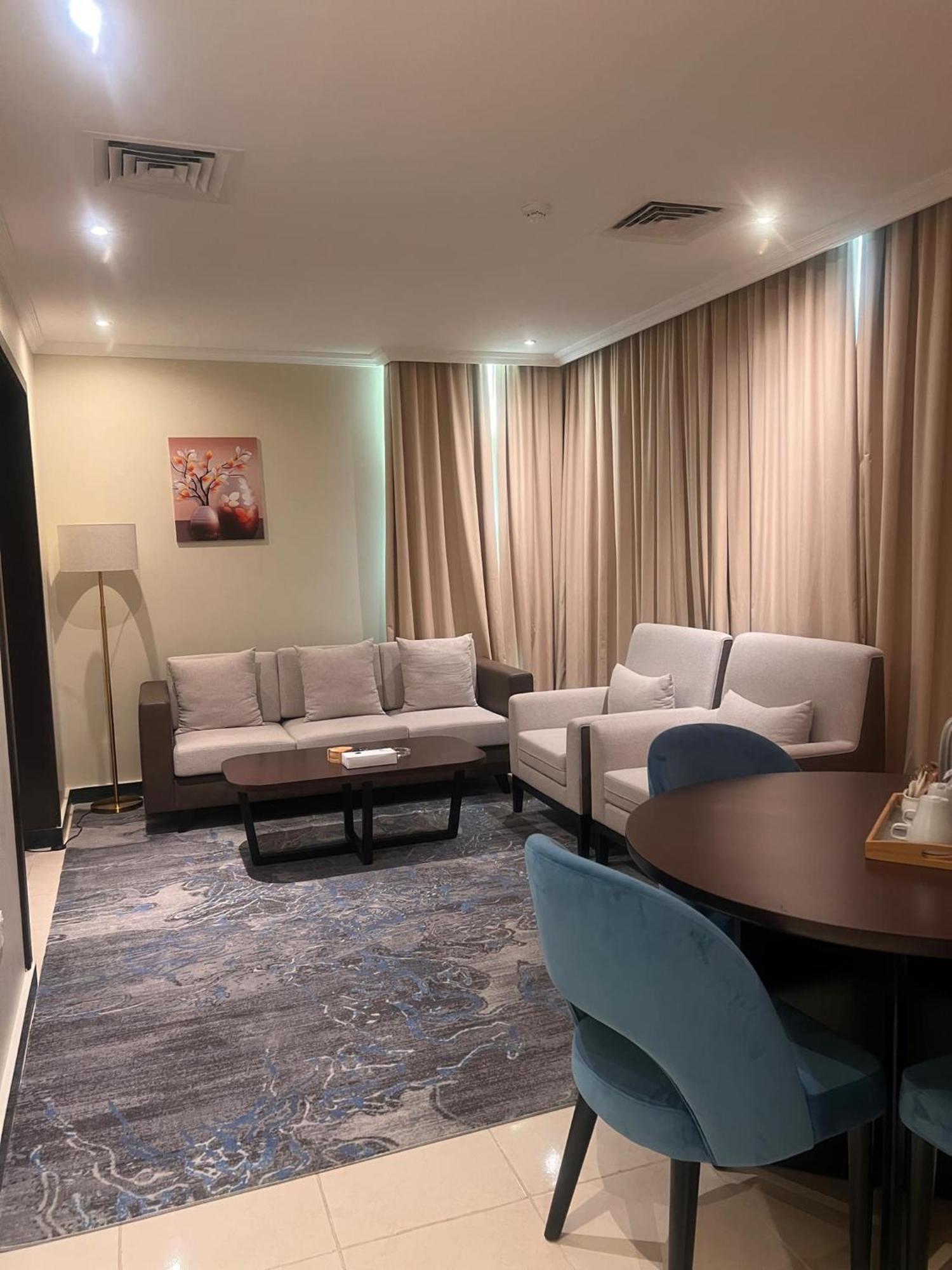 Ag Hotel Abu Dhabi Eksteriør billede